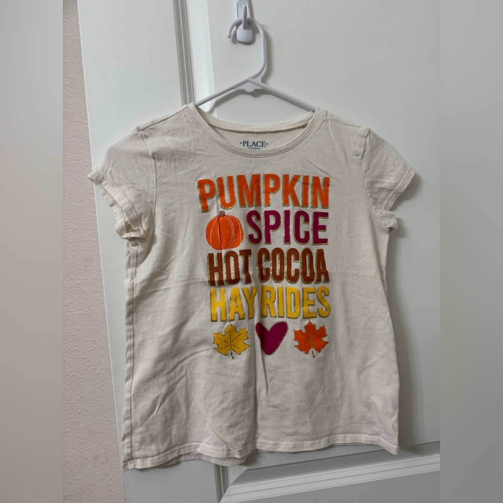 The Children's Place Cream and Orange Short Sleeve Tee Fall